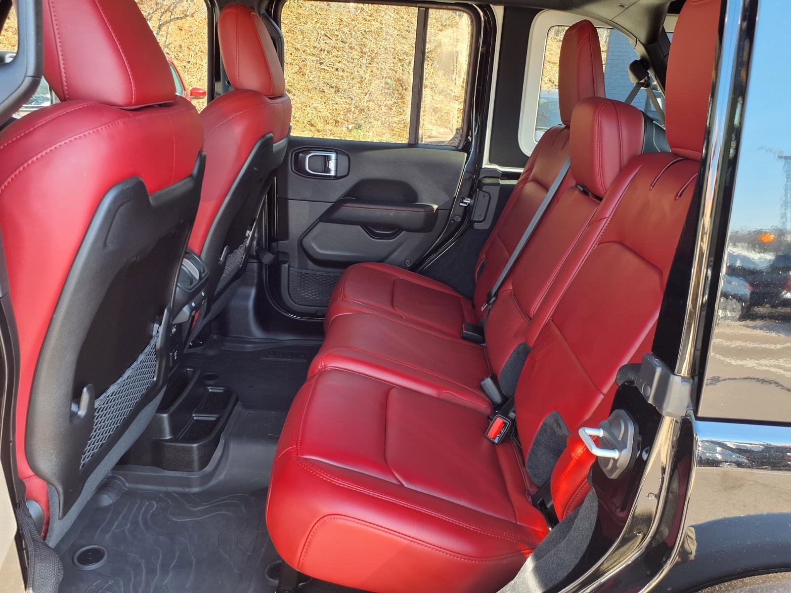 Used 2024 Jeep Wrangler Unlimited Rubicon 392 image 12