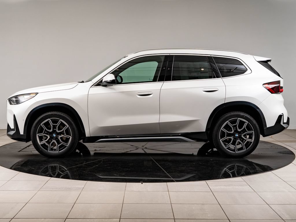 New 2026 BMW X1 xDrive28i w/ Technology Package AWD/4WD image 5