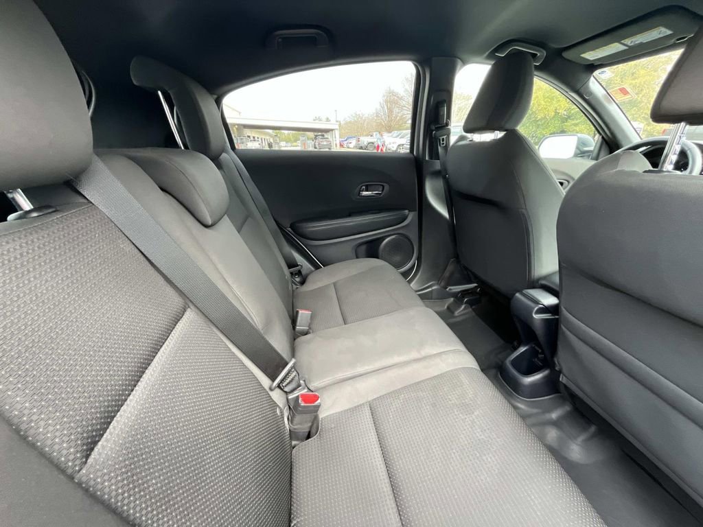 Used 2021 Honda HR-V Sport image 14
