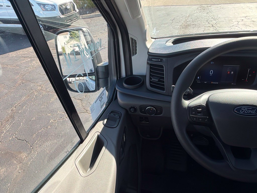 New 2027 Ford Transit 250 148 Medium Roof RWD image 18