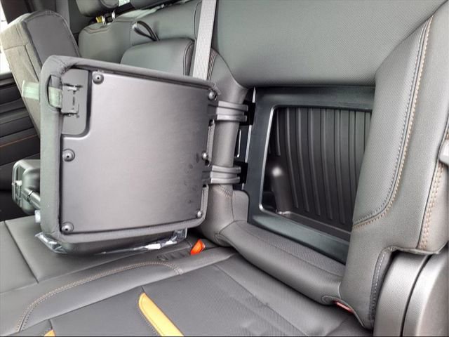 New 2026 GMC Sierra 2500 AT4 w/ AT4 Premium Plus Package image 23