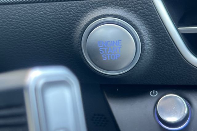 Used 2025 Hyundai Sonata SEL FWD image 27