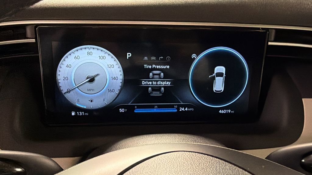 Used 2022 Hyundai Tucson Limited w/ Cargo Package image 34