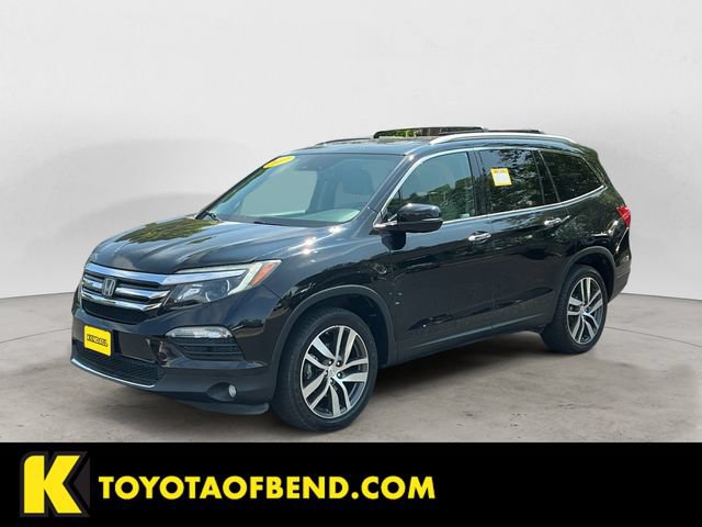 Used 2017 Honda Pilot Touring image 1