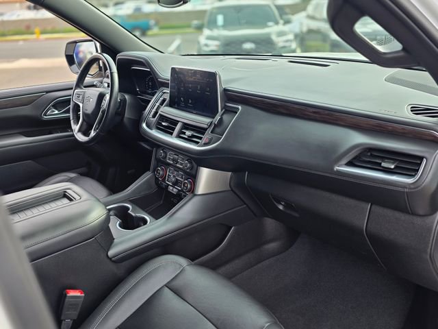 Used 2022 Chevrolet Suburban Z71 w/ Luxury Package AWD/4WD image 9