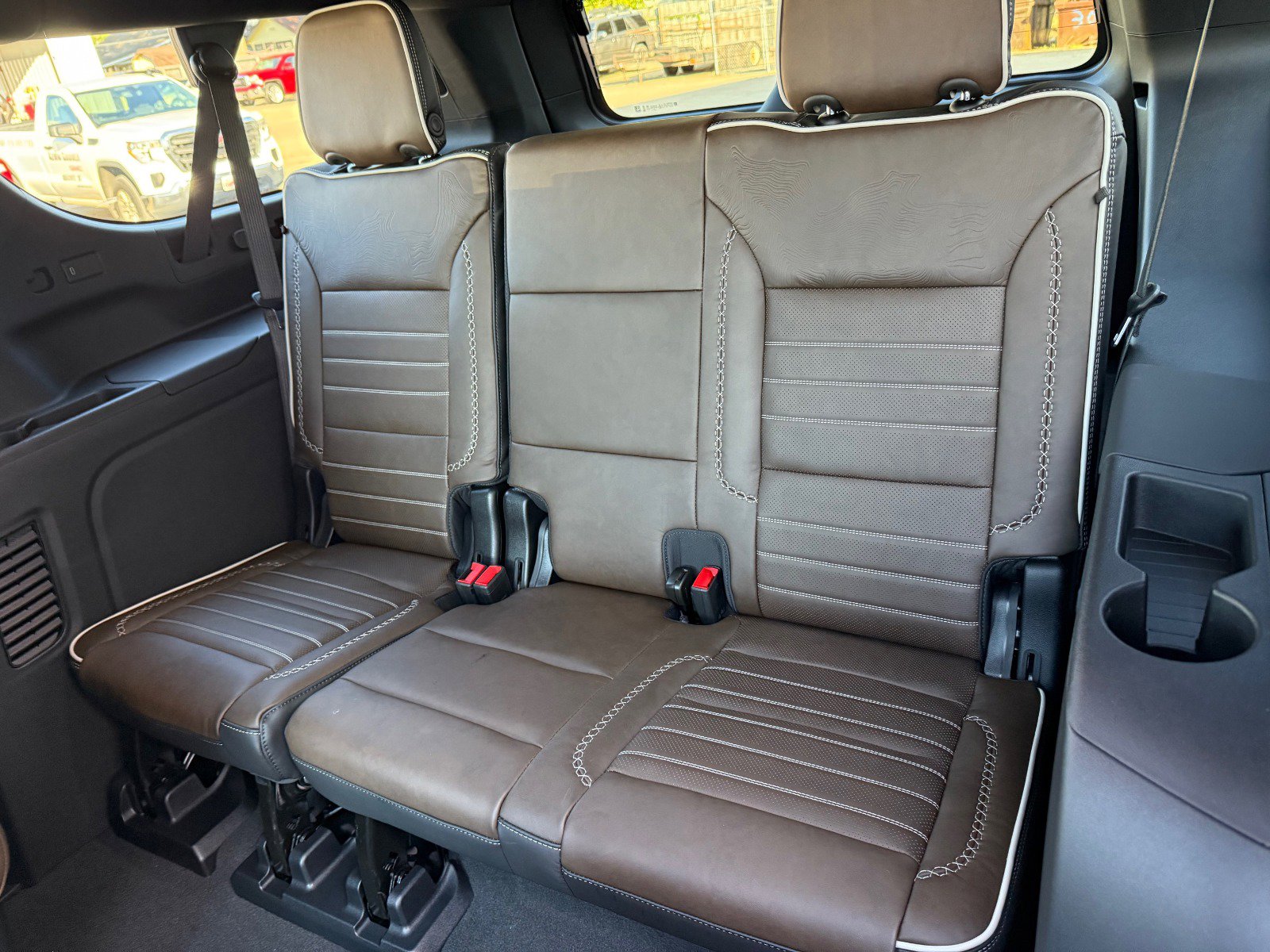 New 2026 GMC Yukon XL Denali Ultimate image 16