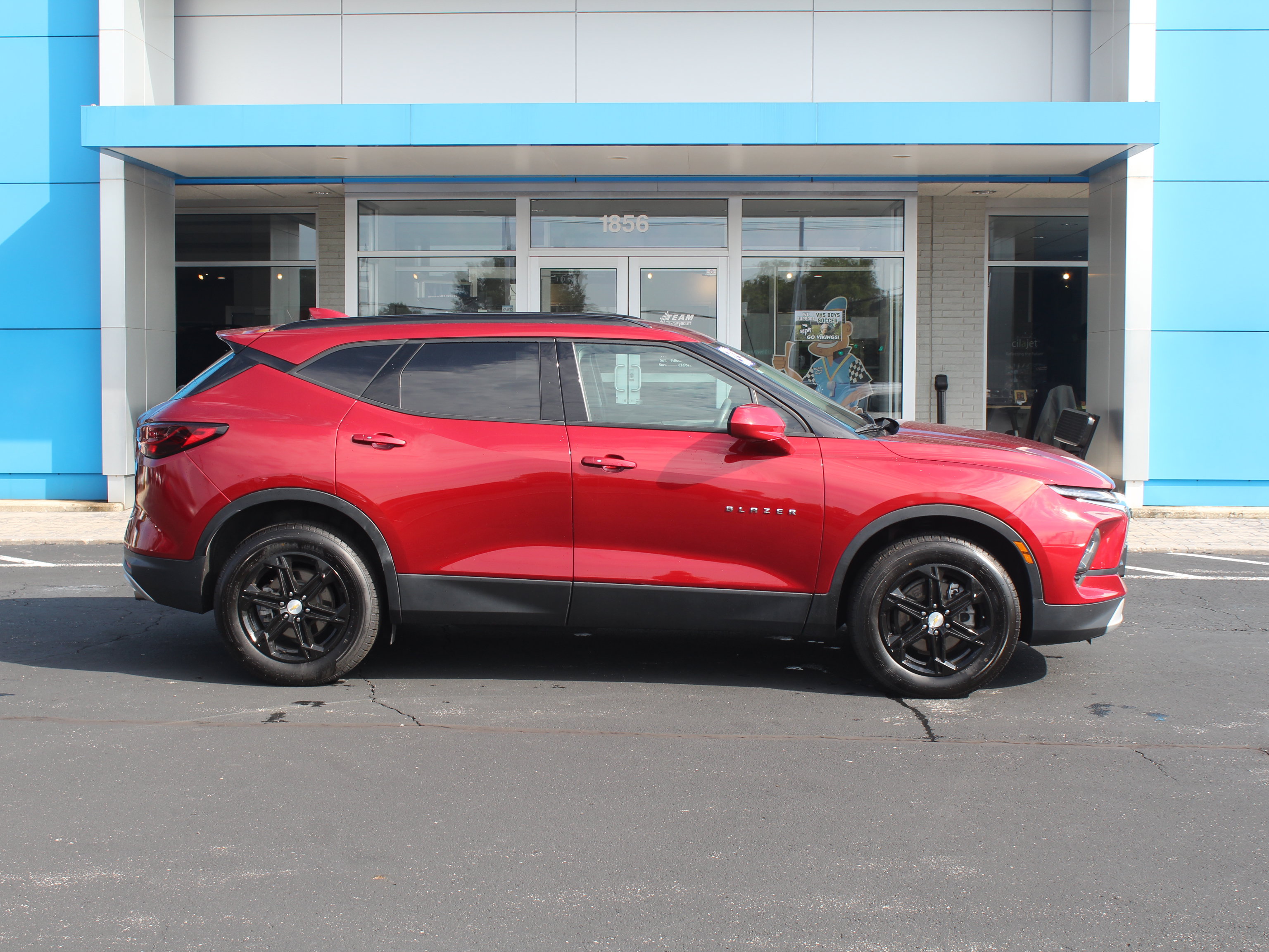Used 2024 Chevrolet Blazer LT w/ Convenience Package AWD/4WD image 5