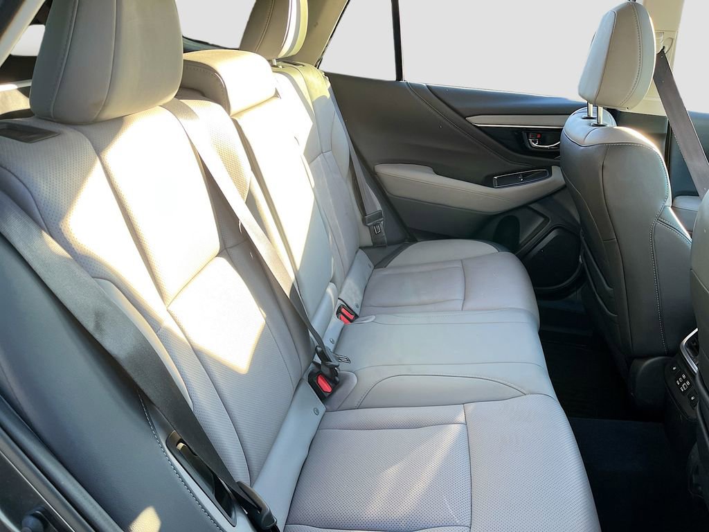Used 2023 Subaru Outback Limited image 29