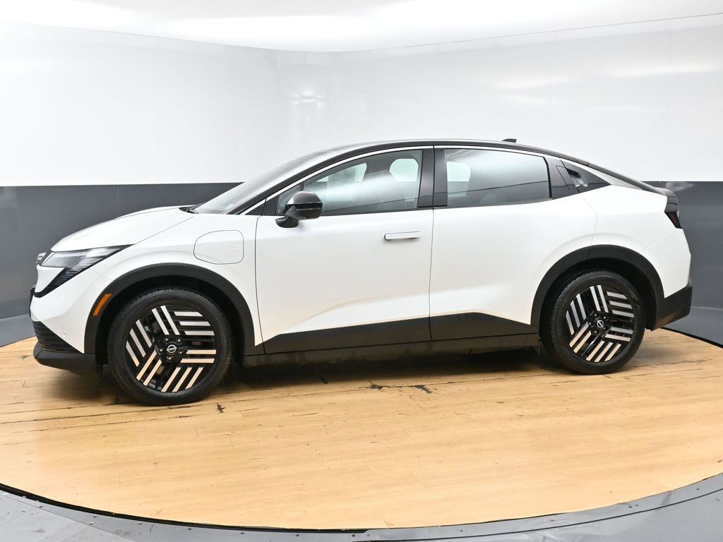 Used 2026 Nissan Leaf SV+ w/ Floor Mat Package (SV+) FWD image 6