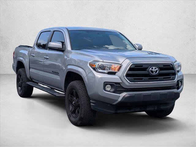 Used 2016 Toyota Tacoma SR5 w/ Towing Package image 3