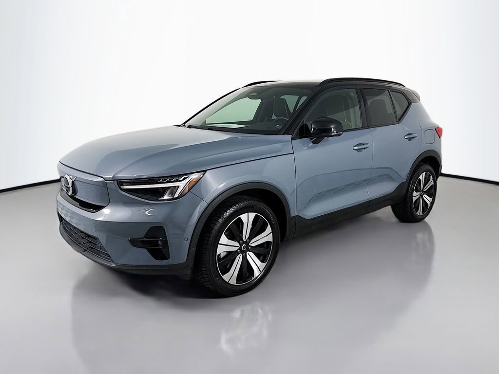 Used 2023 Volvo XC40 Recharge Plus w/ Protection Package Premier AWD/4WD image 1