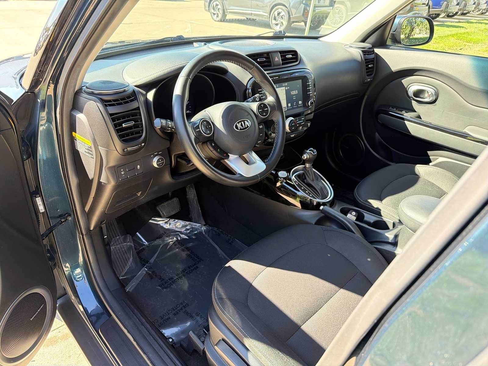 Used 2018 Kia Soul + w/ Audio Package FWD image 2