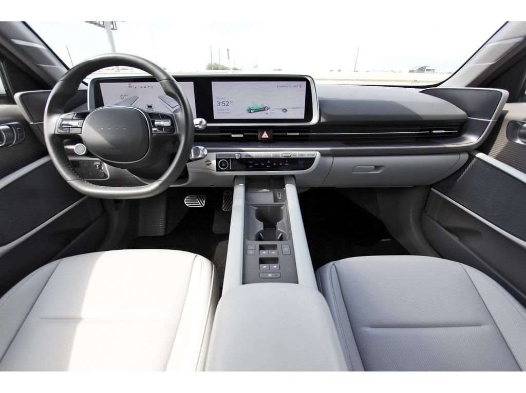 Used 2023 Hyundai Ioniq 6 Limited RWD image 10