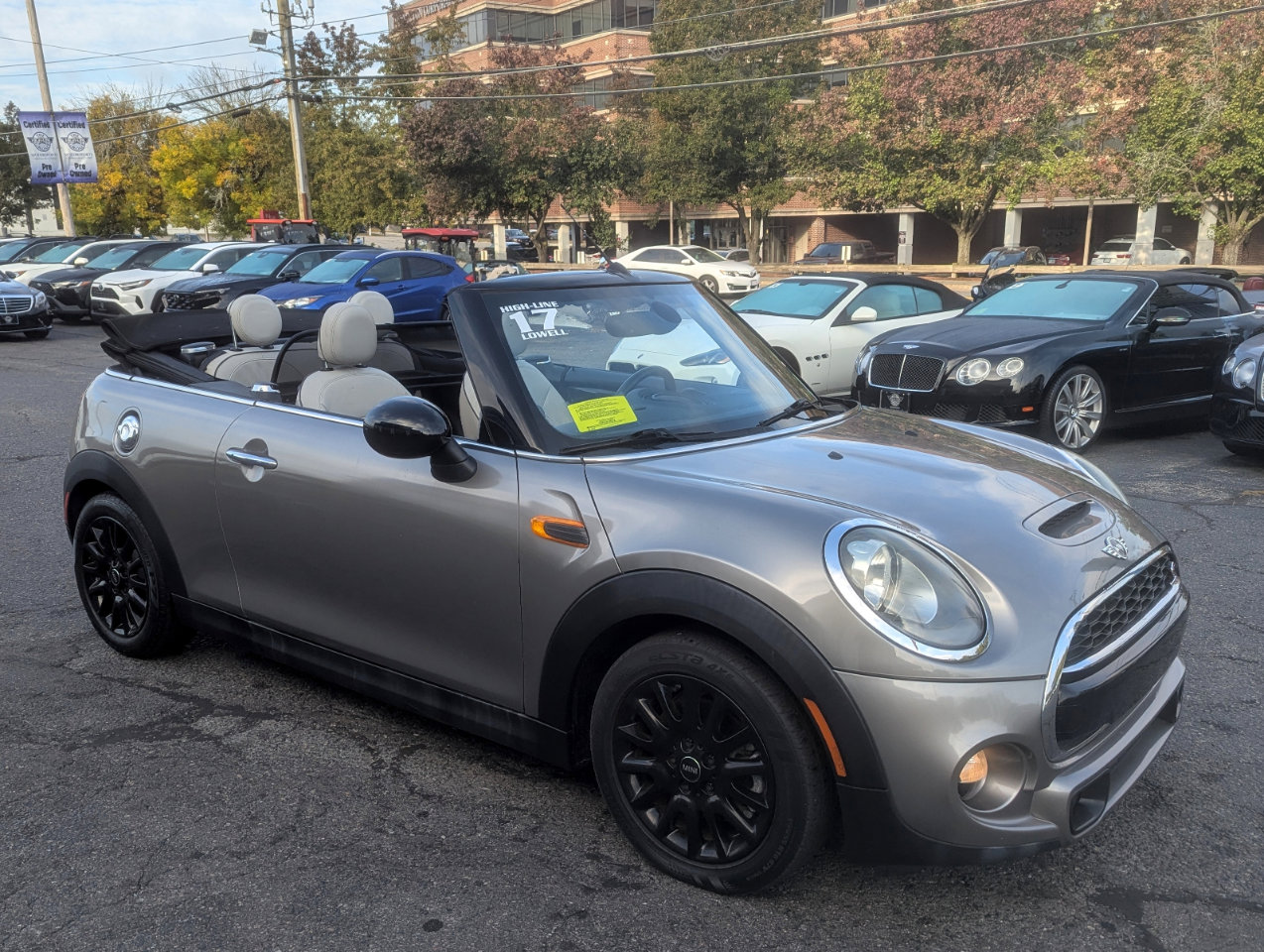 Used 2017 MINI Cooper S image 12