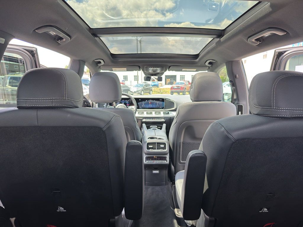 Used 2025 Mercedes-Benz GLS 450 4MATIC image 21