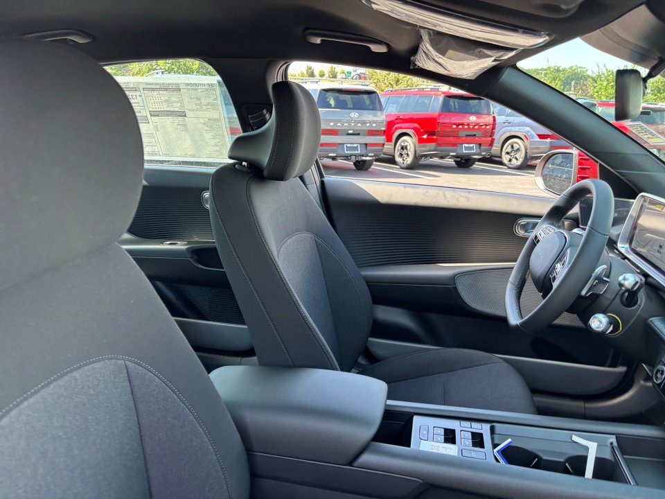 New 2025 Hyundai Ioniq 6 SE image 28