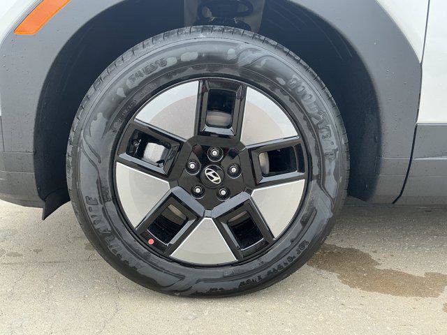 New 2026 Hyundai Santa Fe SE image 11