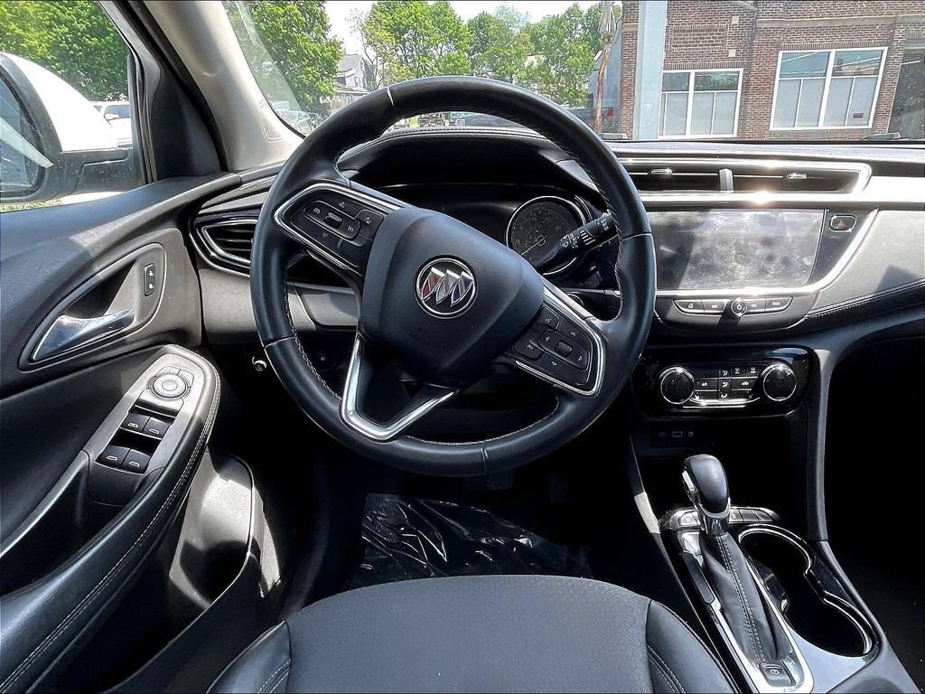 Used 2022 Buick Encore GX Preferred w/ Cold Weather Comfort Package AWD/4WD image 17