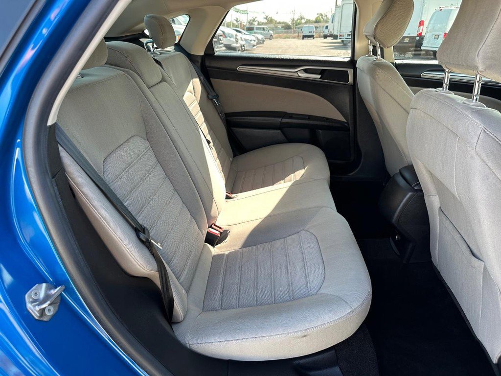 Used 2020 Ford Fusion S image 31