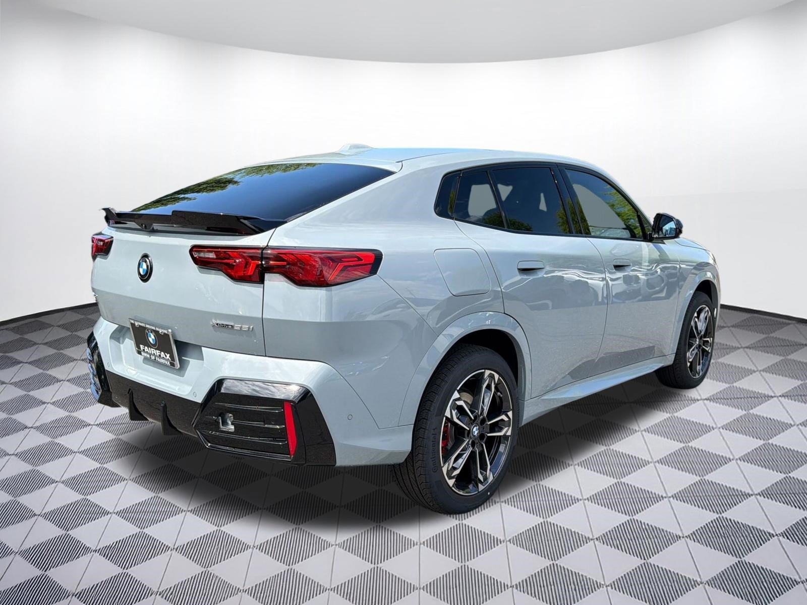 New 2026 BMW X2 xDrive28i w/ Technology Package AWD/4WD image 9
