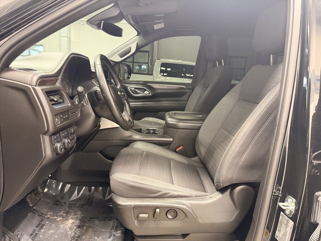 Used 2023 Chevrolet Suburban LS image 19