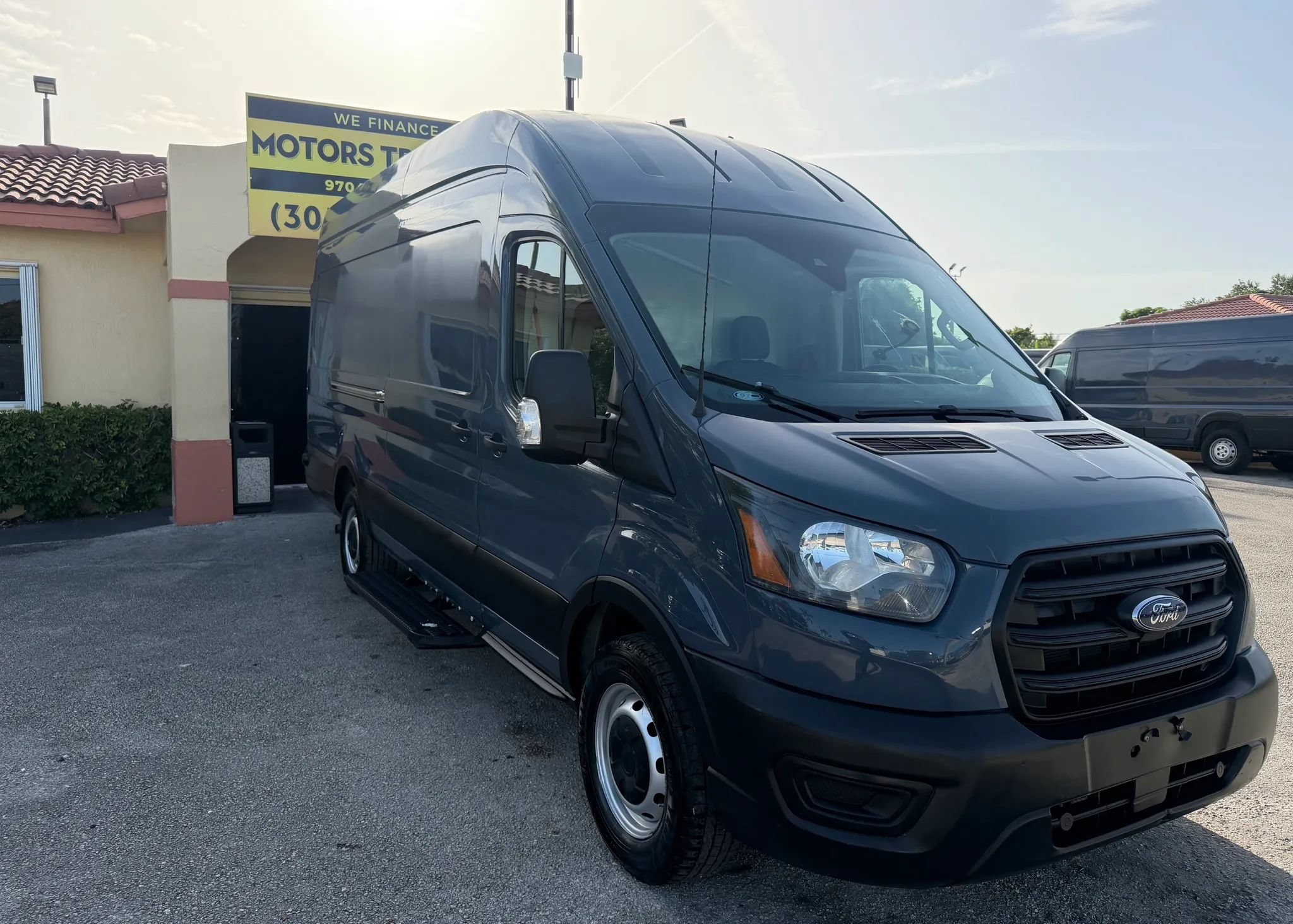 Used 2020 Ford Transit 250 148 High Roof Extended RWD image 8