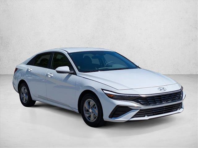 New 2026 Hyundai Elantra SE FWD image 7