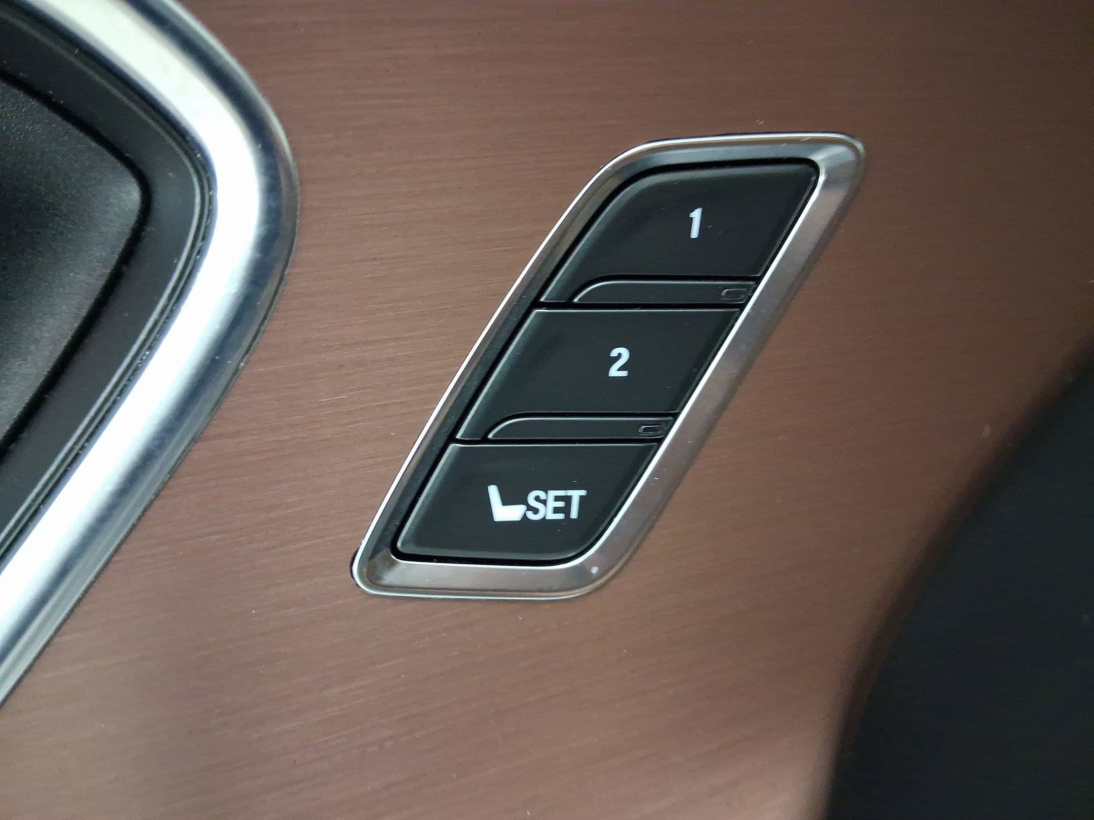 Used 2024 Acura RDX w/Technology Package image 16