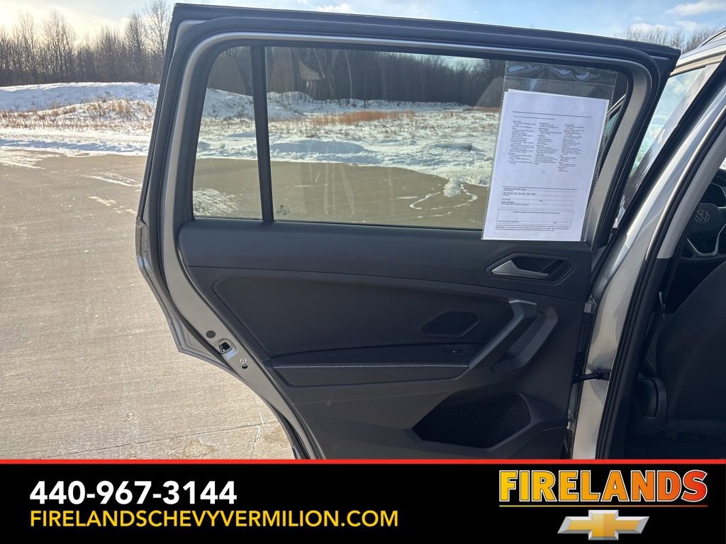 Used 2024 Volkswagen Tiguan S image 39