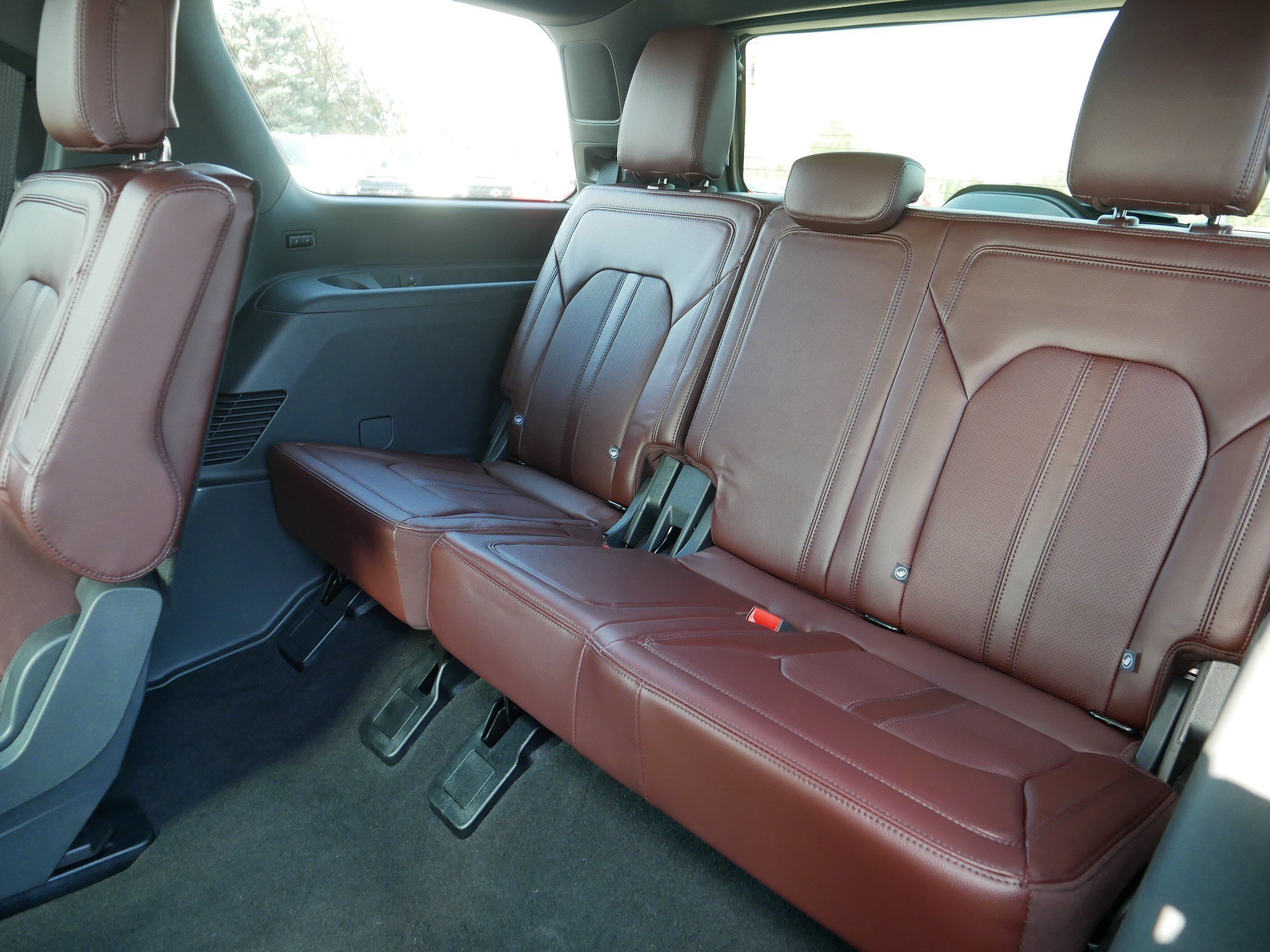 Used 2024 Ford Expedition Limited AWD/4WD image 35