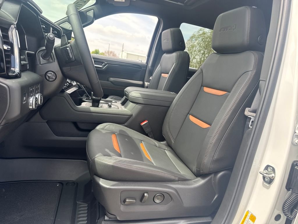 New 2026 GMC Sierra 1500 AT4 w/ AT4 Premium Package AWD/4WD image 16