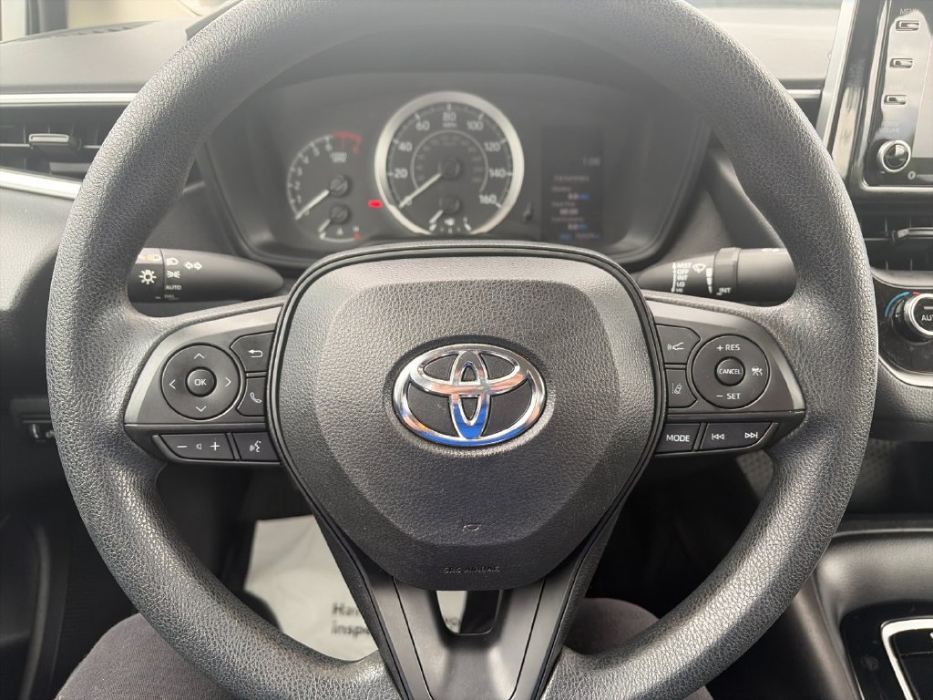 Used 2021 Toyota Corolla LE FWD image 26
