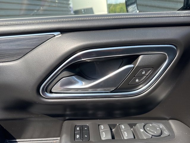 Used 2023 GMC Yukon SLT image 12