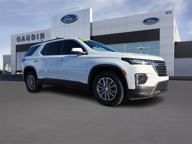 Used 2023 Chevrolet Traverse LT w/ Rear Camera Mirror Package video 1