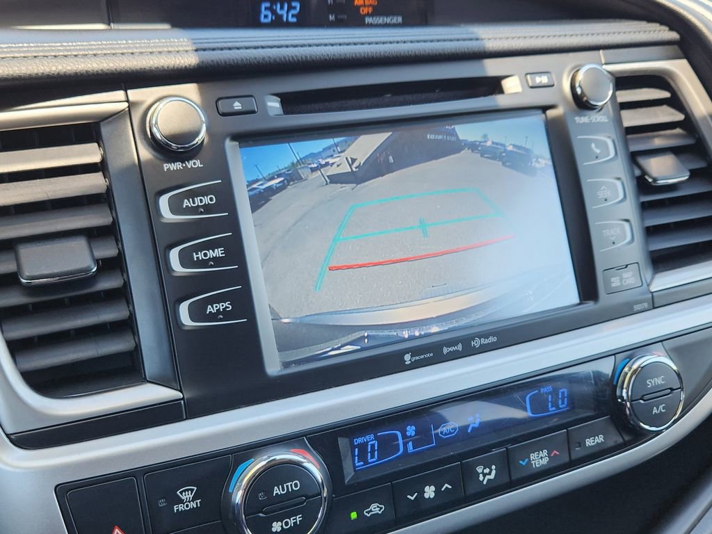 Used 2018 Toyota Highlander SE AWD/4WD image 9