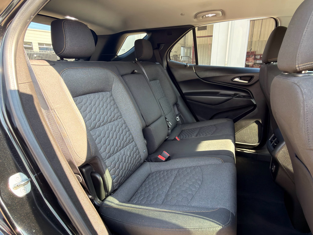 Used 2020 Chevrolet Equinox LT FWD image 19