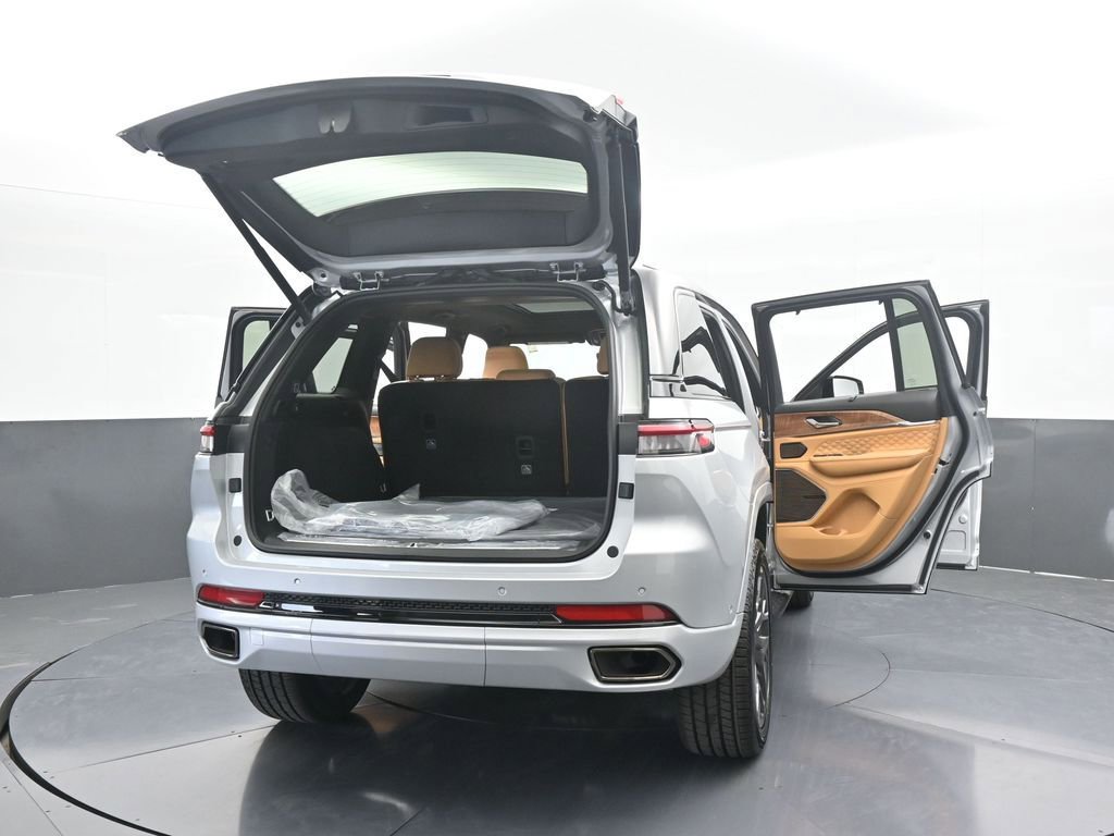 New 2025 Jeep Grand Cherokee Summit image 73