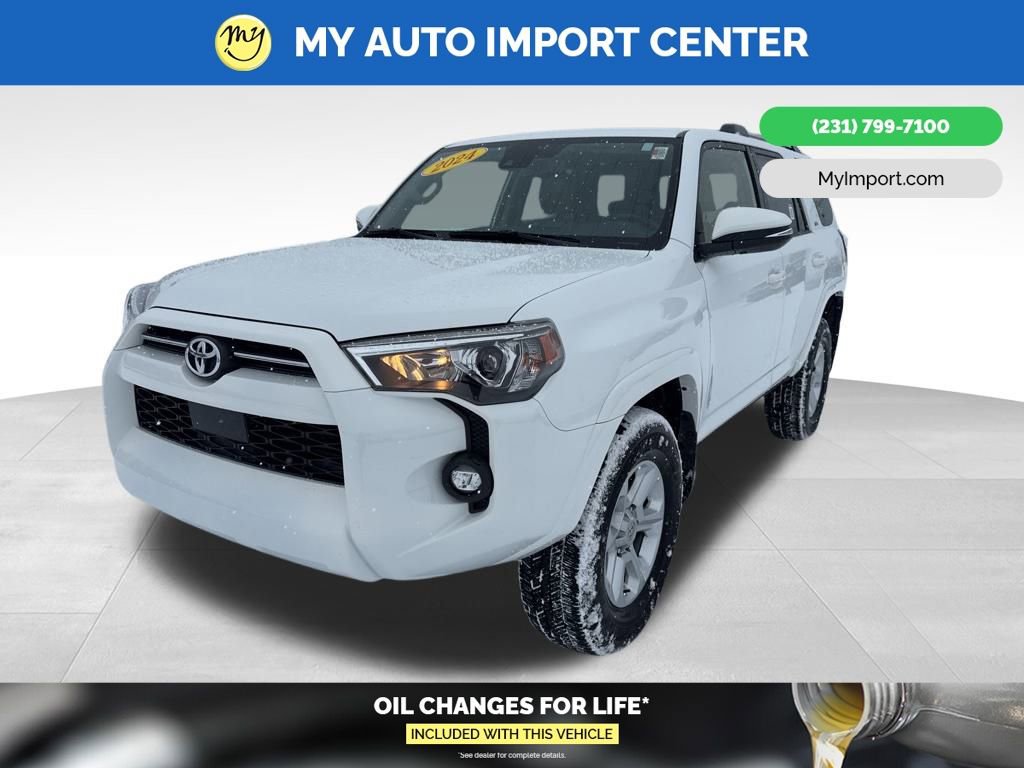 Used 2024 Toyota 4Runner SR5 Premium image 3