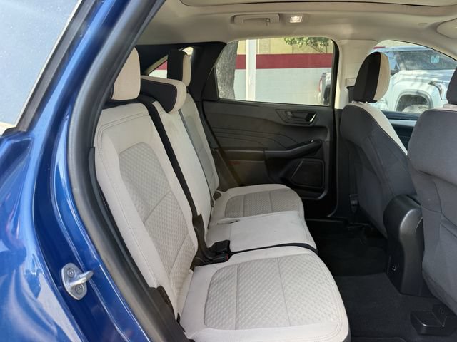 Used 2022 Ford Escape SE w/ SE Sport Appearance Package FWD image 31
