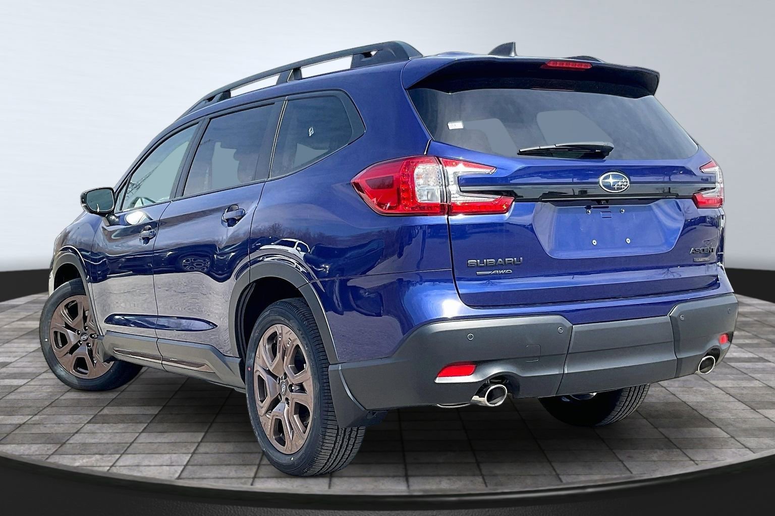 New 2026 Subaru Ascent Limited Bronze image 3