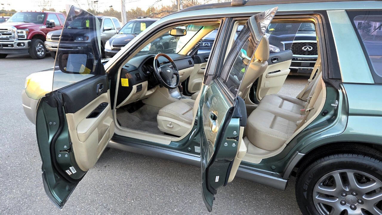 Used 2006 Subaru Forester 2.5X L.L. Bean AWD/4WD image 22