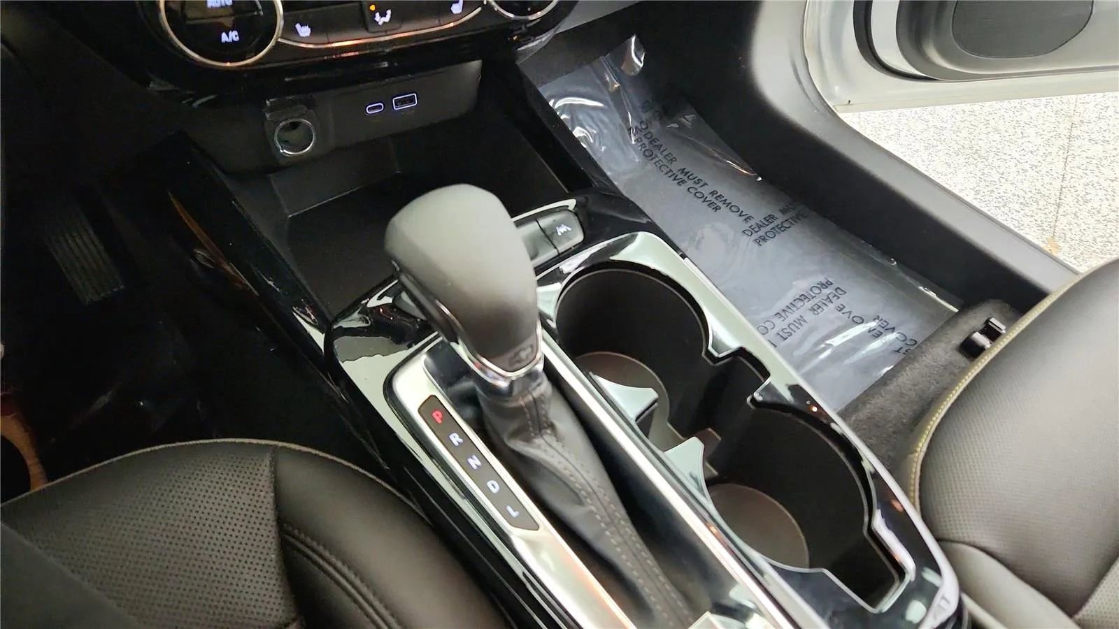 Used 2025 Chevrolet Trax ACTIV w/ Driver Confidence Package image 30