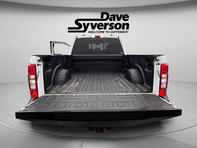 Used 2021 Ford F350 Lariat w/ Chrome Package image 9