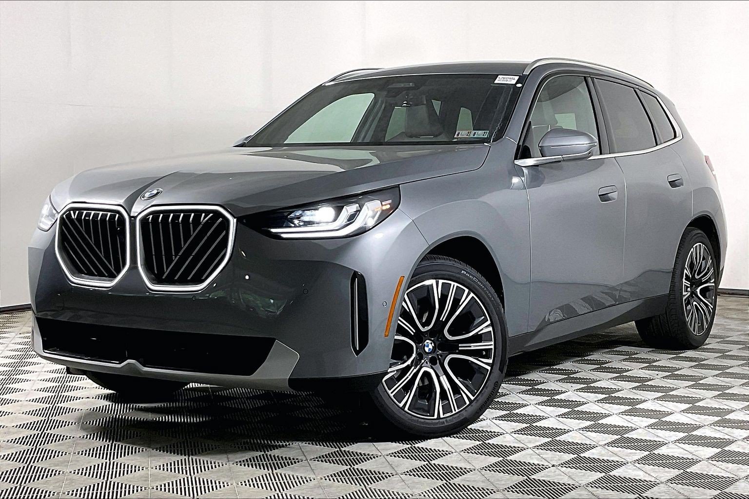 Certified 2026 BMW X3 xDrive30i AWD/4WD image 1
