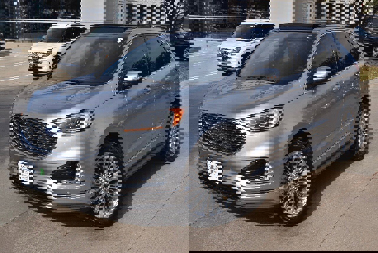 Used 2020 Ford Edge Titanium w/ Equipment Group 301A image 41