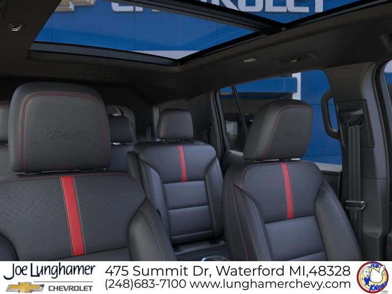 New 2026 Chevrolet Traverse RS w/ LPO, Floor Liner Package AWD/4WD image 26