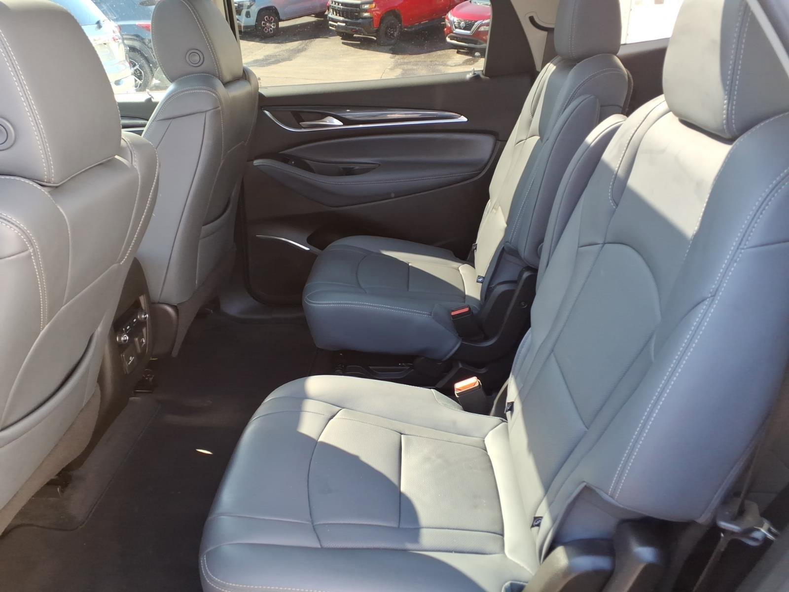 Used 2021 Buick Enclave Essence w/ Sport Touring Edition image 14