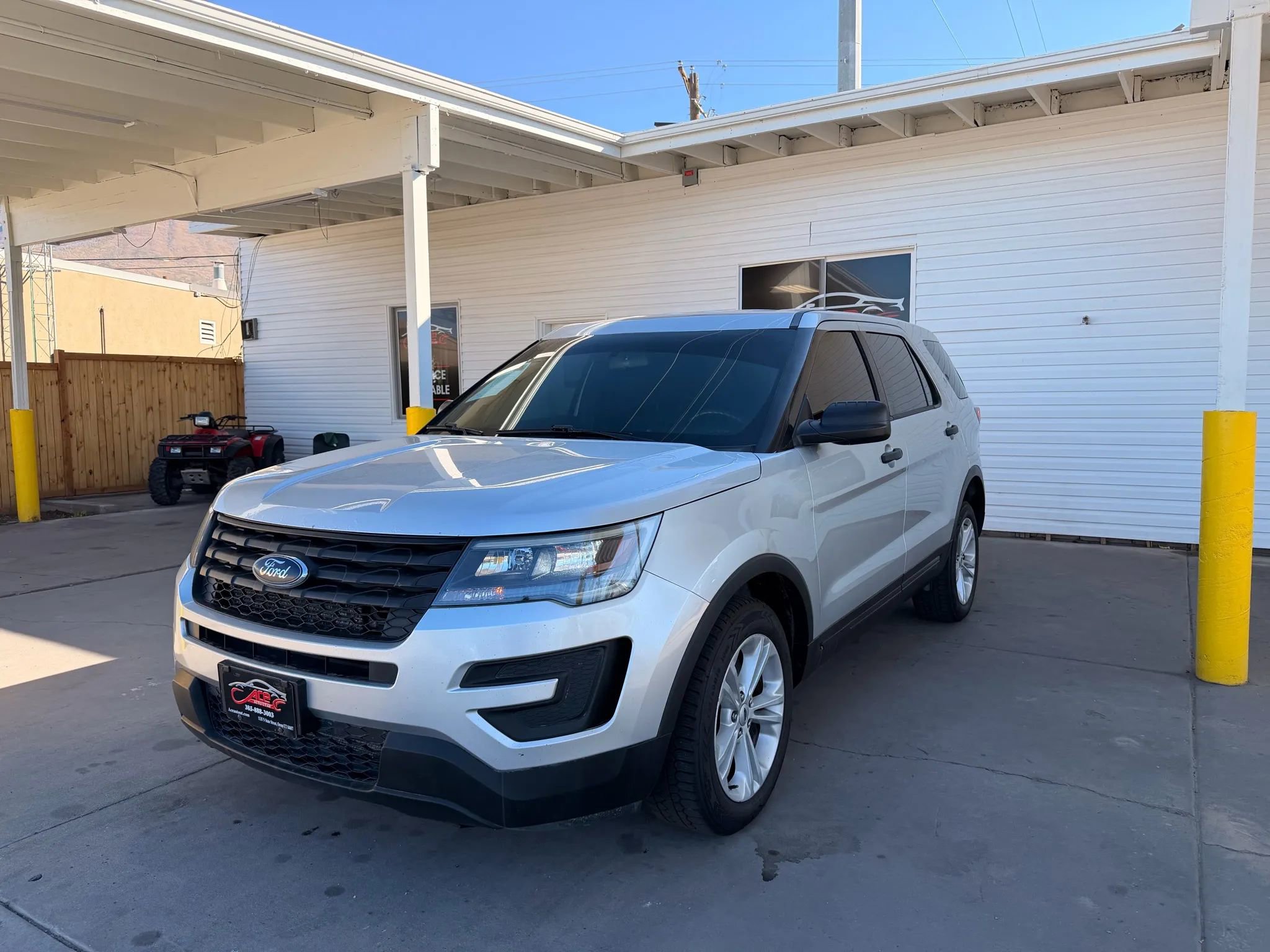 Used 2017 Ford Explorer 4WD Police Interceptor w/ Interior Upgrade Package image 3