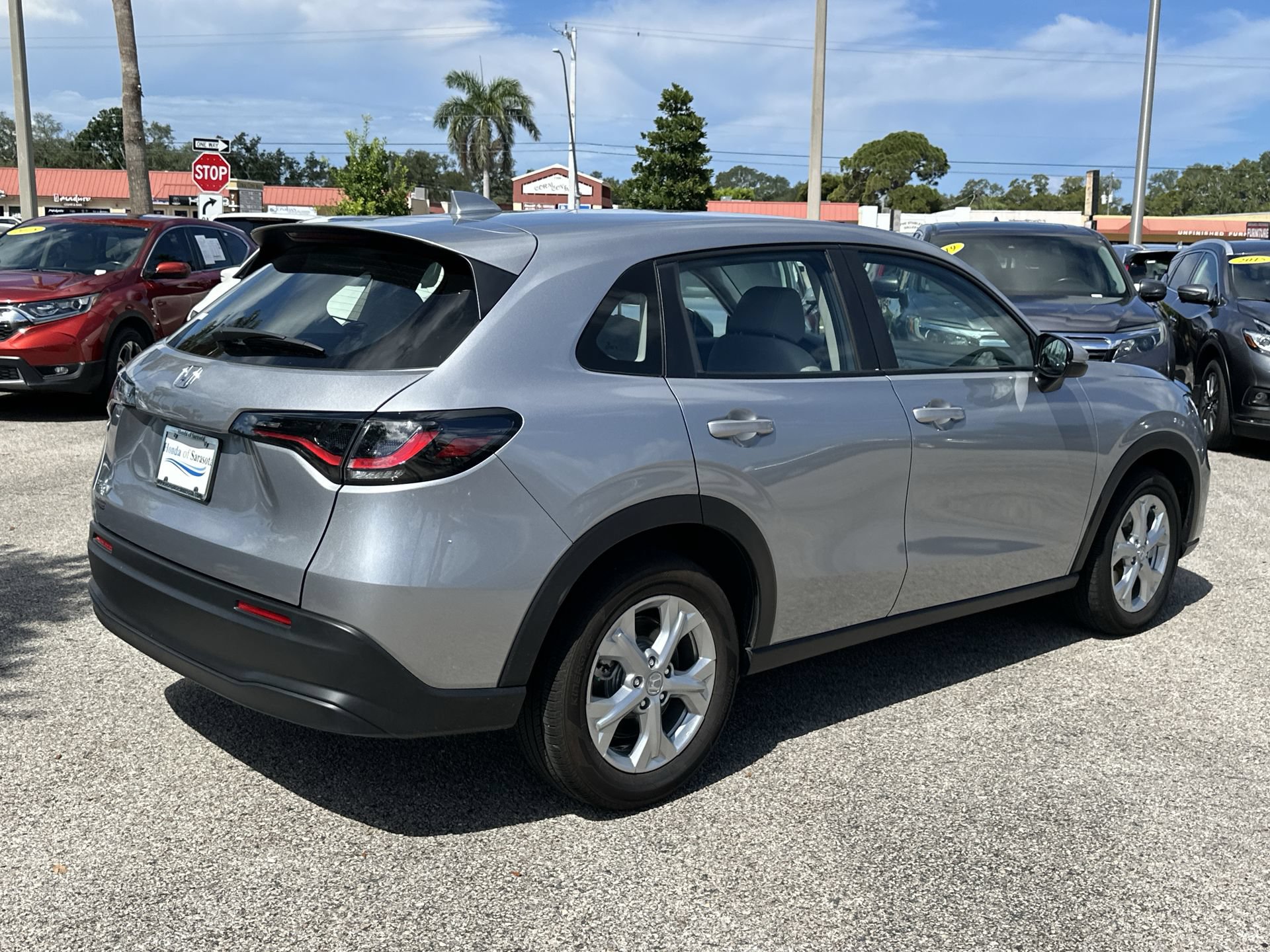 Used 2025 Honda HR-V LX image 6