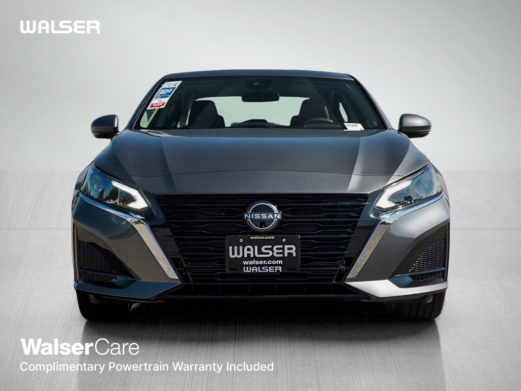 New 2025 Nissan Altima 2.5 SL image 2